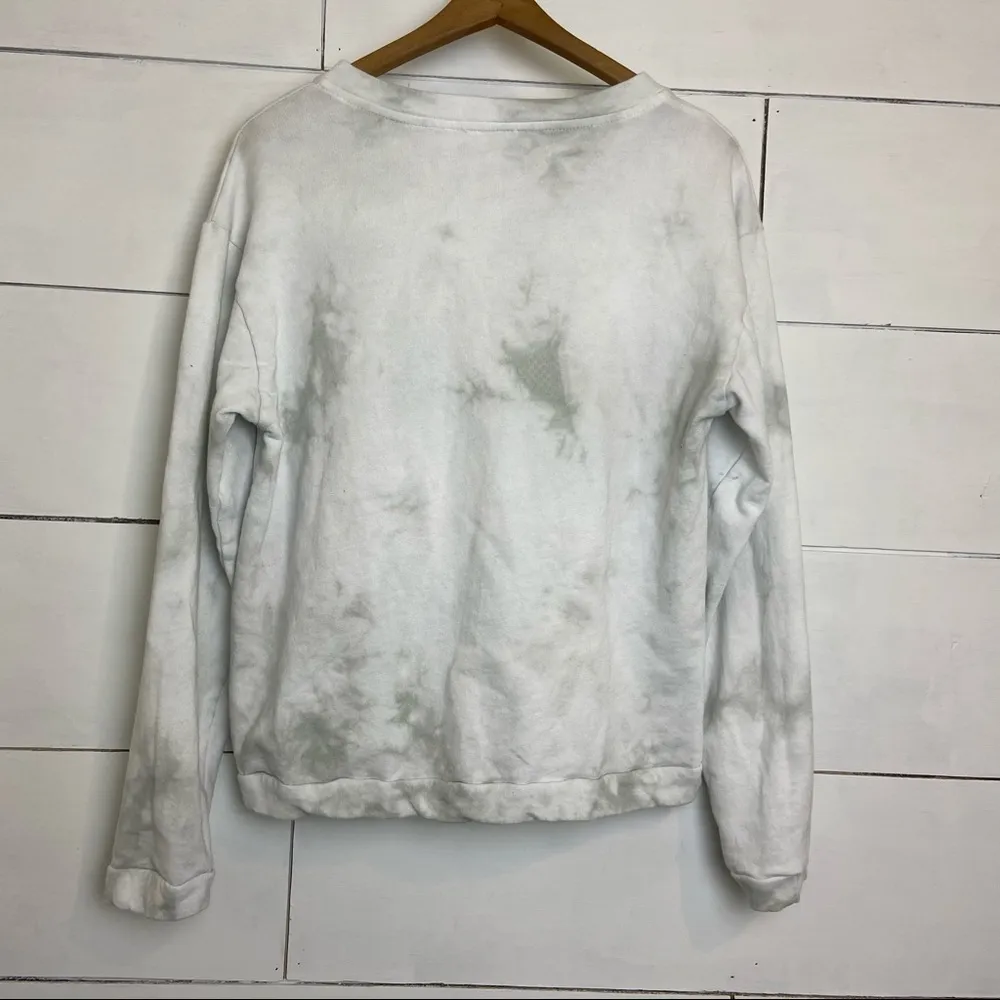 POL White with Gray Tie Dye Crew Neck Sweatshirt.  Size Medium. - Image 2