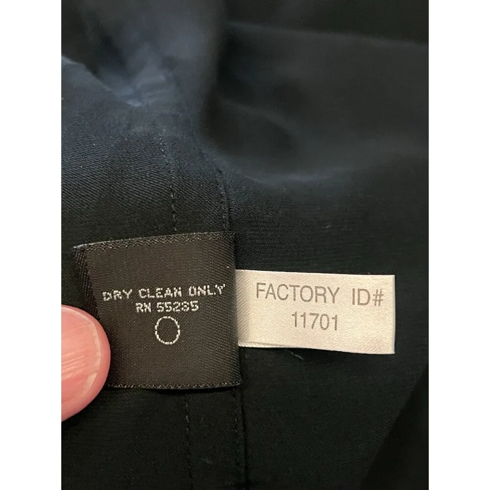 Express 100% Silk Women’s Size Medium Two Button Black Single Breasted Blazer - Image 7