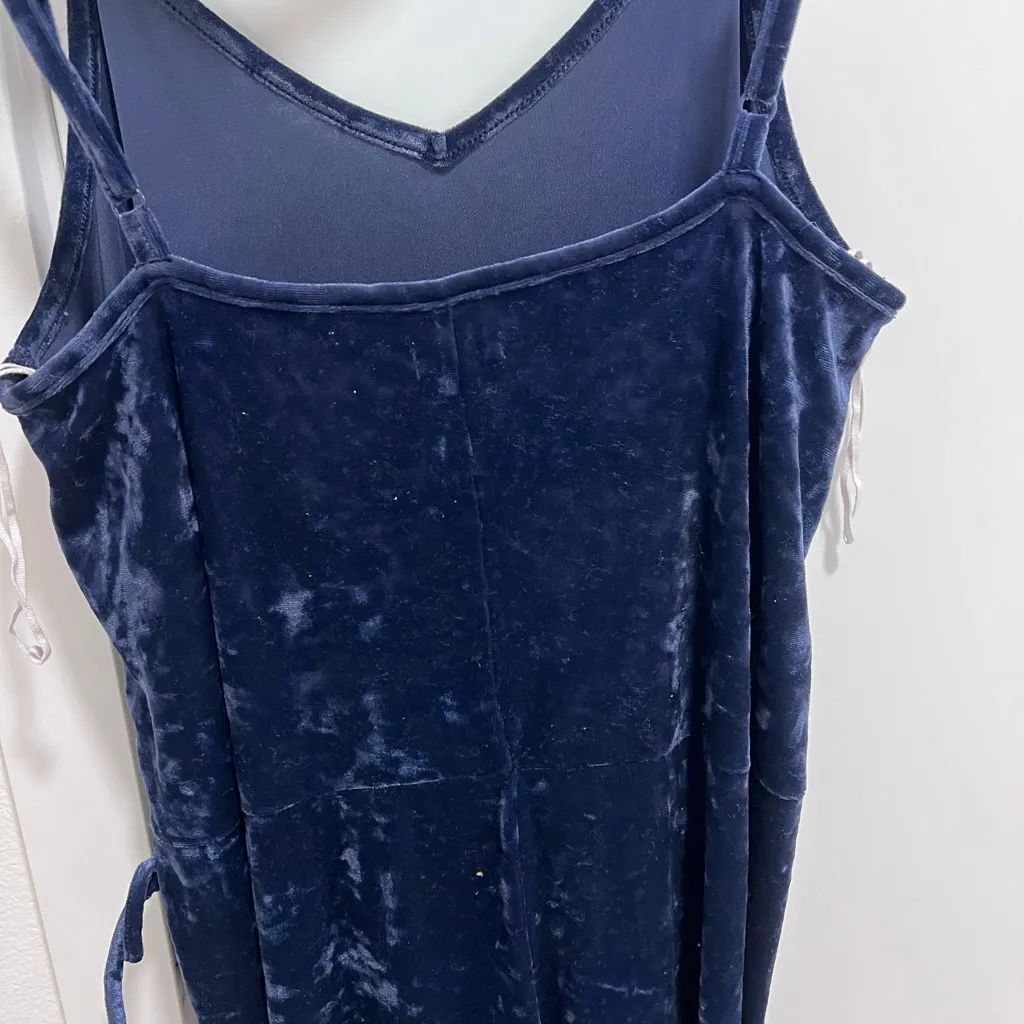 Like new American eagle Aerie velvet valor navy blue 
jumpsuit - Image 4