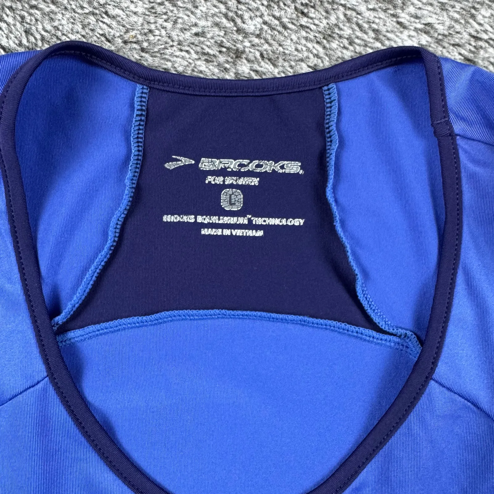 Brooks Long Sleeve Running Shirt Women's Large - Image 4