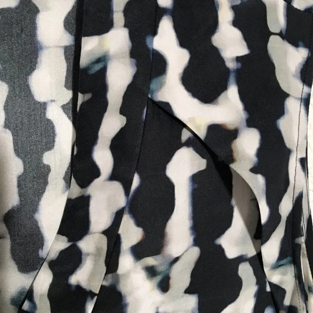 𝅺EUC Theory Moha abstract clouds silk top sz medium - Image 6