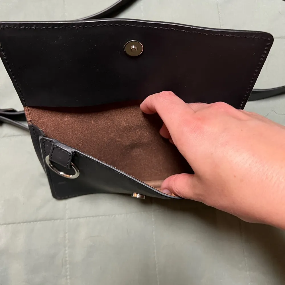 Calvin Klein Black Belt Bag Minimalist Design - Image 2