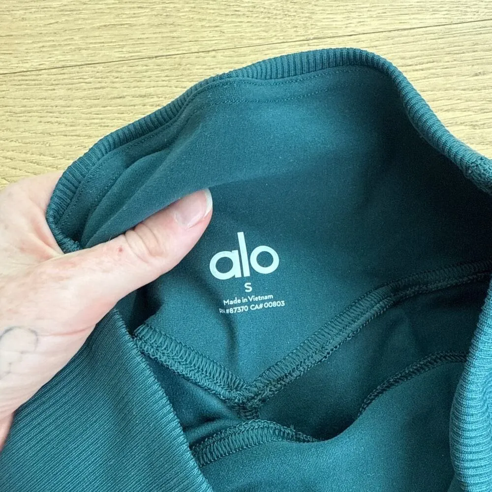 Alo Yoga - High Waist Alosoft Lounge Leggings in Dark Teal Green - Image 3