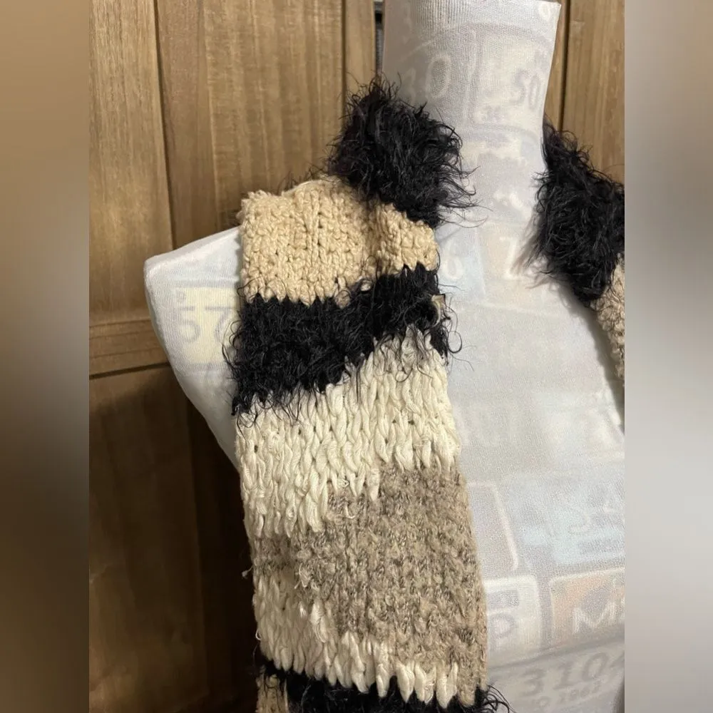 FREE PEOPLE Shag Fuzzy vest. - Image 3