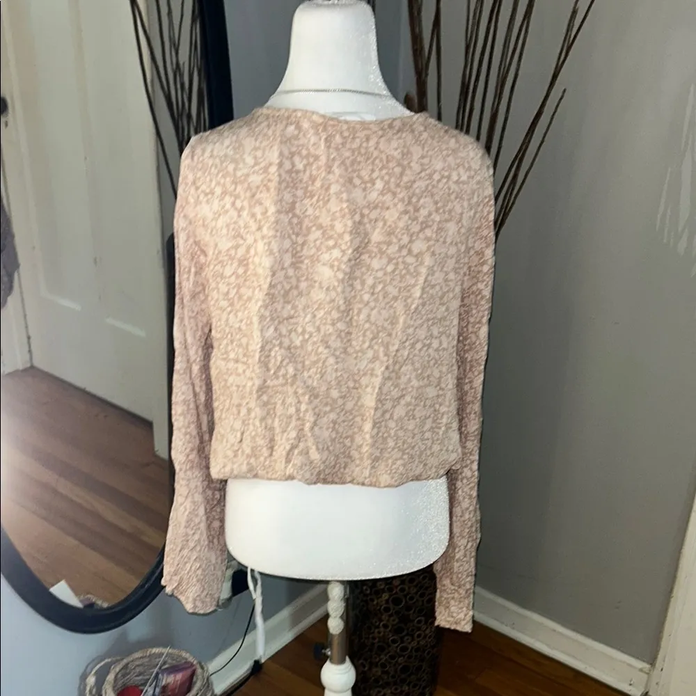 Sadie & Sage Pink Wrap Blouse Long Sleeve Fitted - Image 6