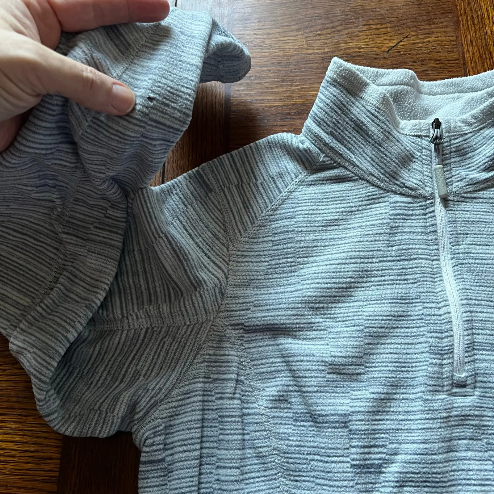 The North Face Glacier 1/4 Zip Mock Neck Medium Gray Fleece Pullover Jacket - Image 13