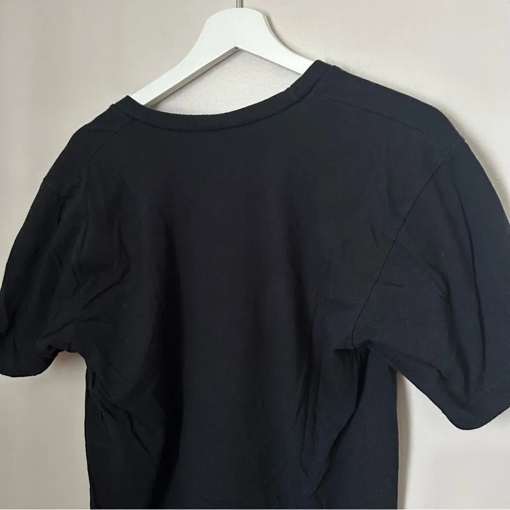 Delta Phi Epsilon Graphic Tee Shirt Short Sleeve V-Neck Daisies Gold Black DPhiE - Image 5