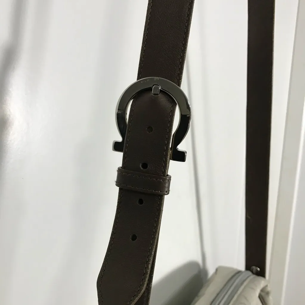 Salvatore Ferragamo Gancini Jacquard Shoulder Bag Vtg 1990s  NWOT - Image 4