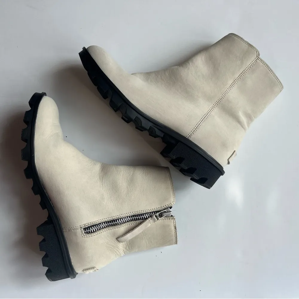 Sorel Phoenix Zip Fawn OFF White Waterproof Bootie Women’s Size 8 - Image 9