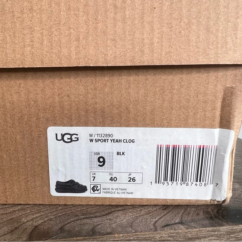 UGG Sport Yeah Women's Black Clog Size 9 - Image 2