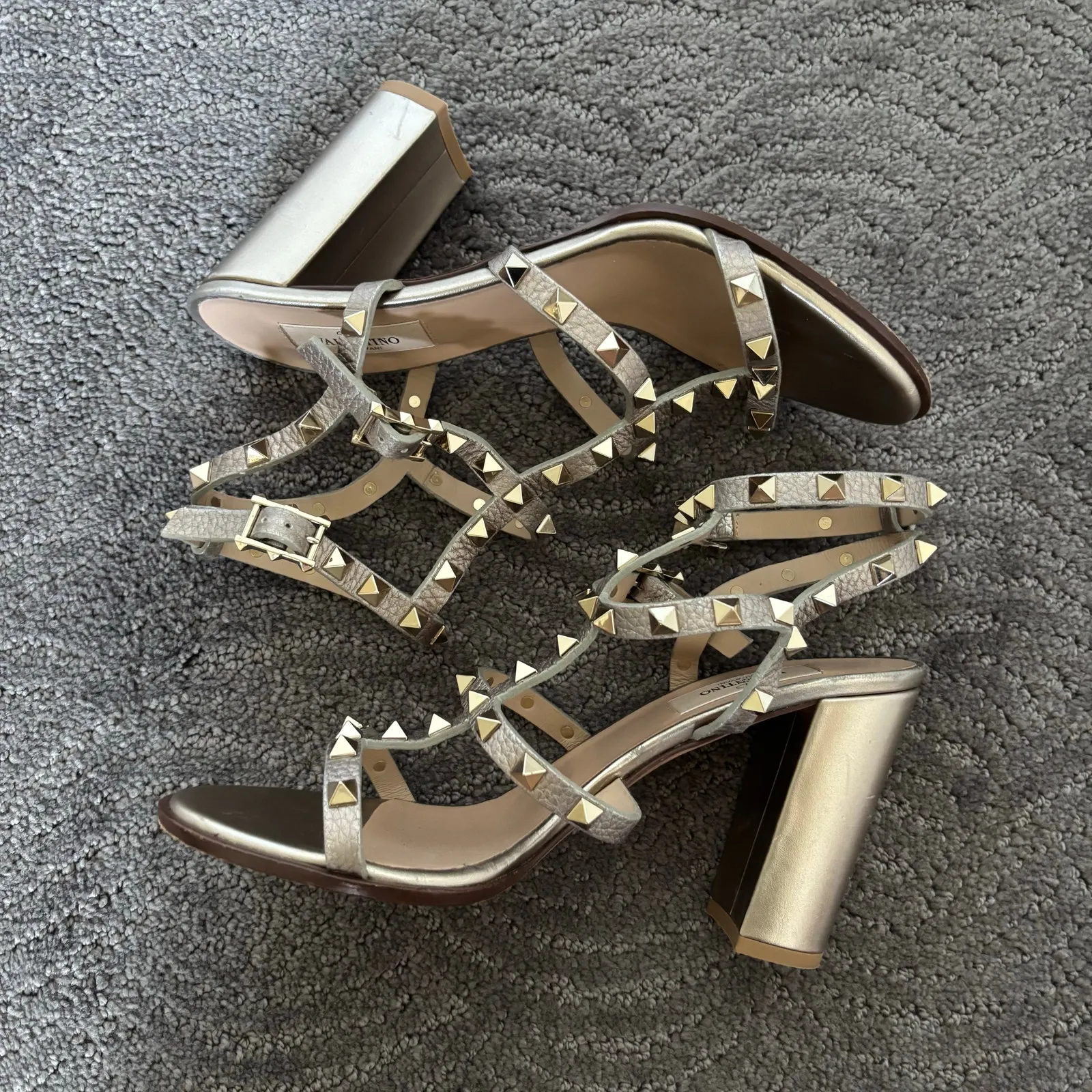 Valentino Garavani Rockstud Caged 90mm Block Heel Sandals Silver Leather Size 39 - Image 11