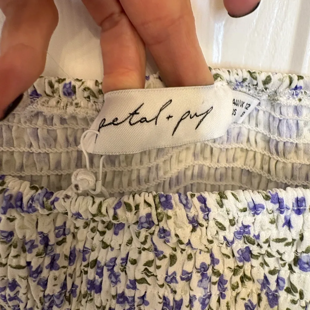 Petal + Pup Leia Blue Floral Puff Sleeve Cottagecore Smocked Midi Dress 8 NWT - Image 4