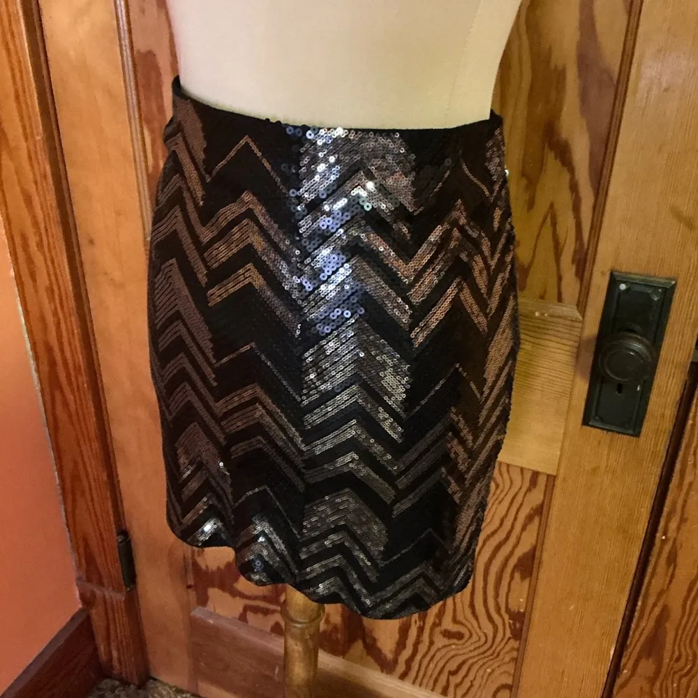 Rock 47 by wrangler sequined chevron mini skirt Black Size L - Image 5