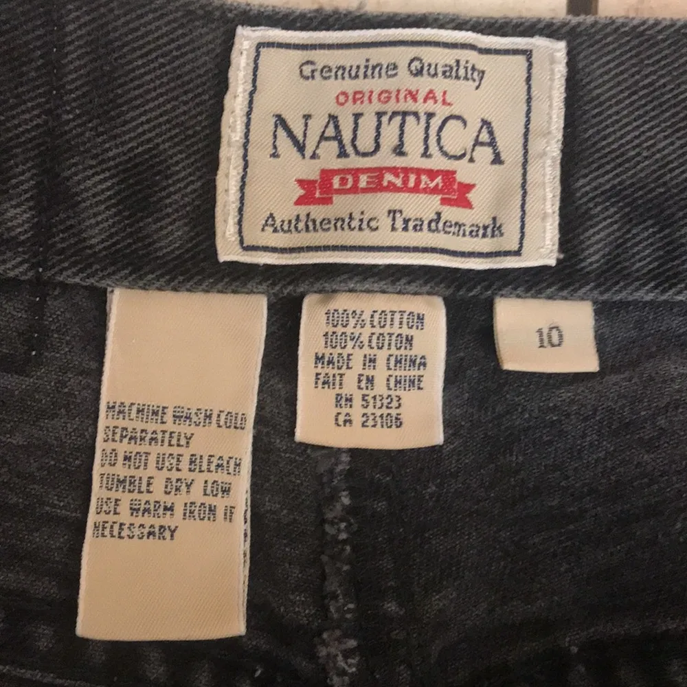Nautica faded black wash high waisted mom jeans size 10 - Image 5