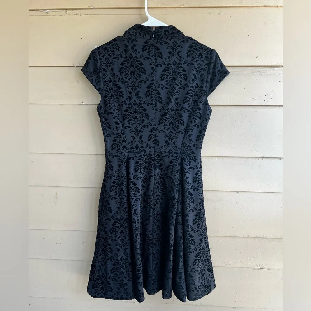 Black Classic Contemporary Modest  Dress - Womens Size 6 - Image 4