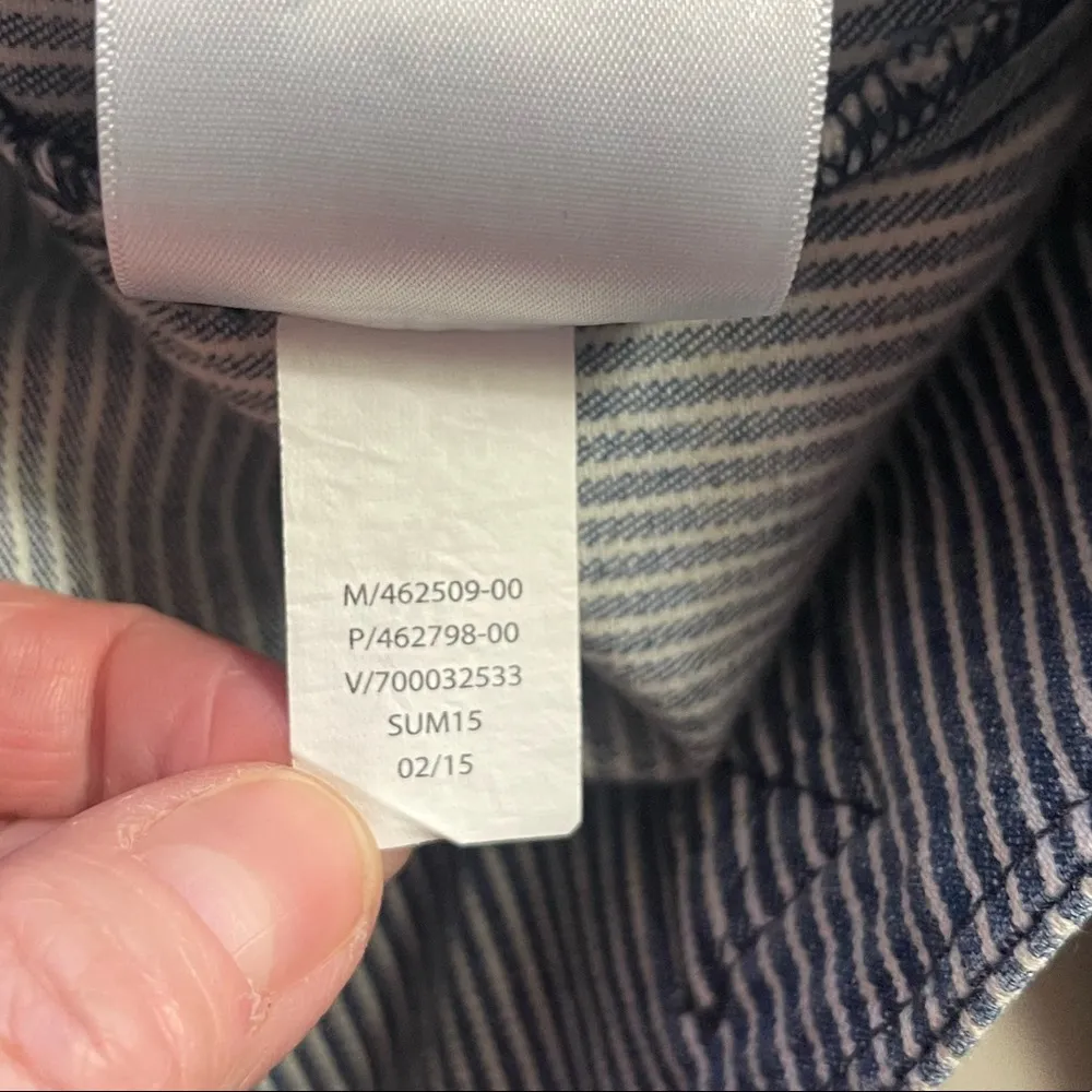 Banana Republic Railroad indigo /white Moto Jean Jacket Size S - Image 5