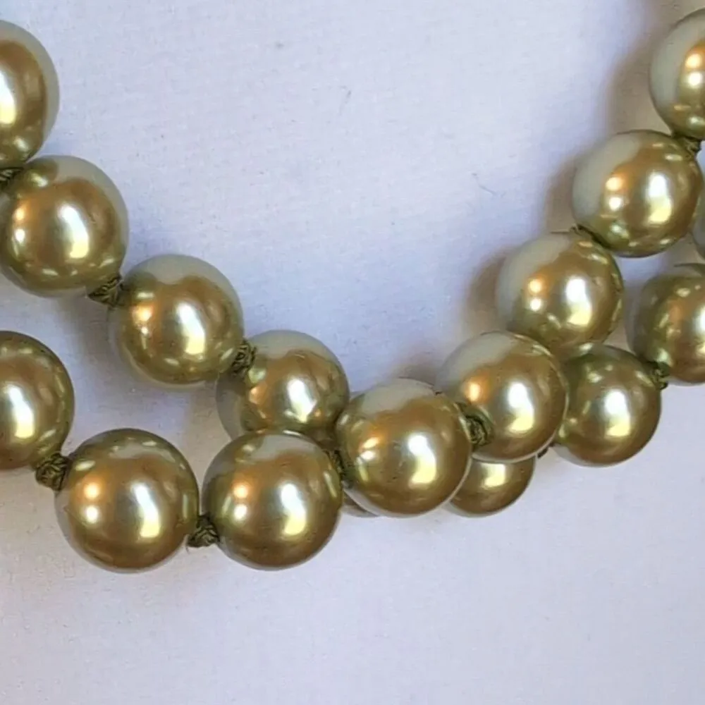 Linda Dano Pearl Perfecta Set of 6 Multicolor Pearl Necklace Set White - Image 4