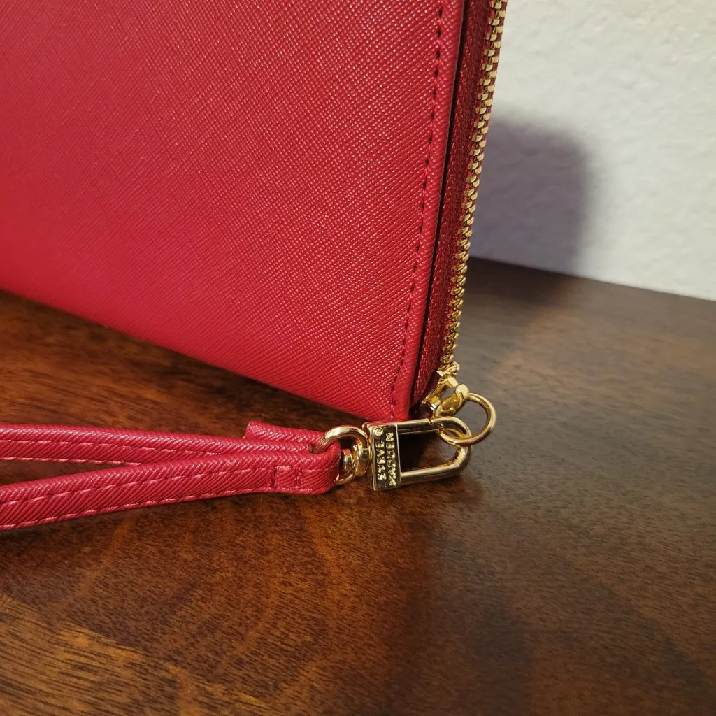 Steve Madden Red Wristlet Clutch | Grab it and go the distance | Like New - Image 5