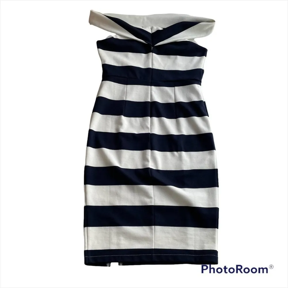 Dance & Marvel Bodycon Off Shoulder Dress Navy Blue White Size Large Stripe - Image 8