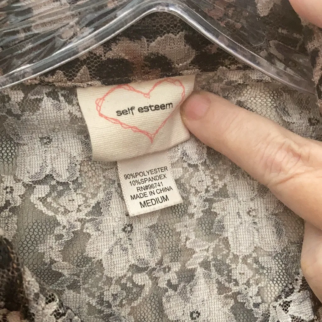 Self Esteem FINAL MARKDOWN Junior  blouse medium - Image 3