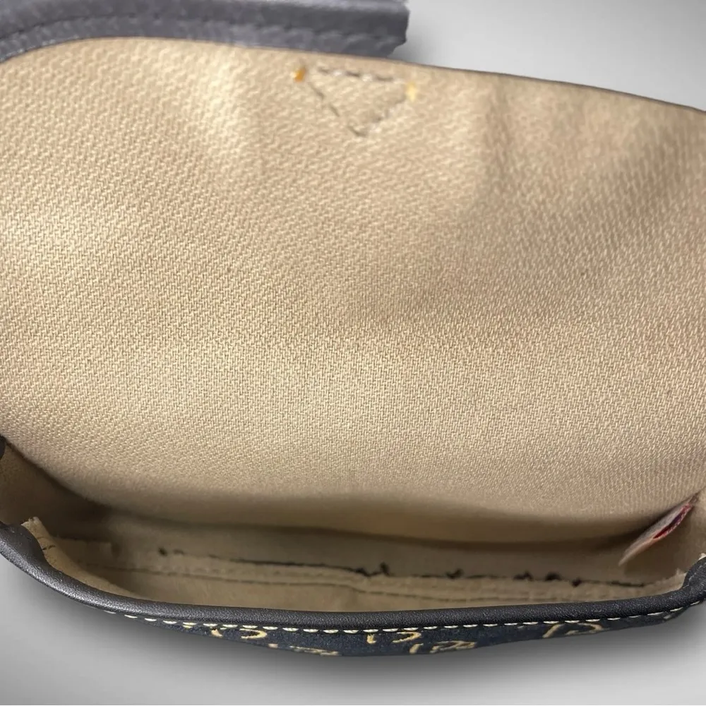 DOONEY & BOURKE 🪢 1975 SIGNATURE COLLINS FLAP CLUTCH IN BLACK & YELLOW - Image 8