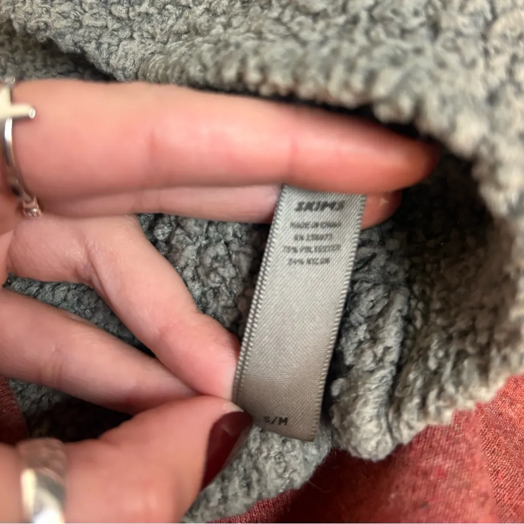 Skims cozy knit wrap sweater - Image 3