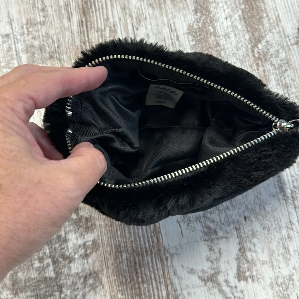 House of Harlow 1960 Black Fux Fur Small Wristlet Wallet Pouch Bag - Image 6