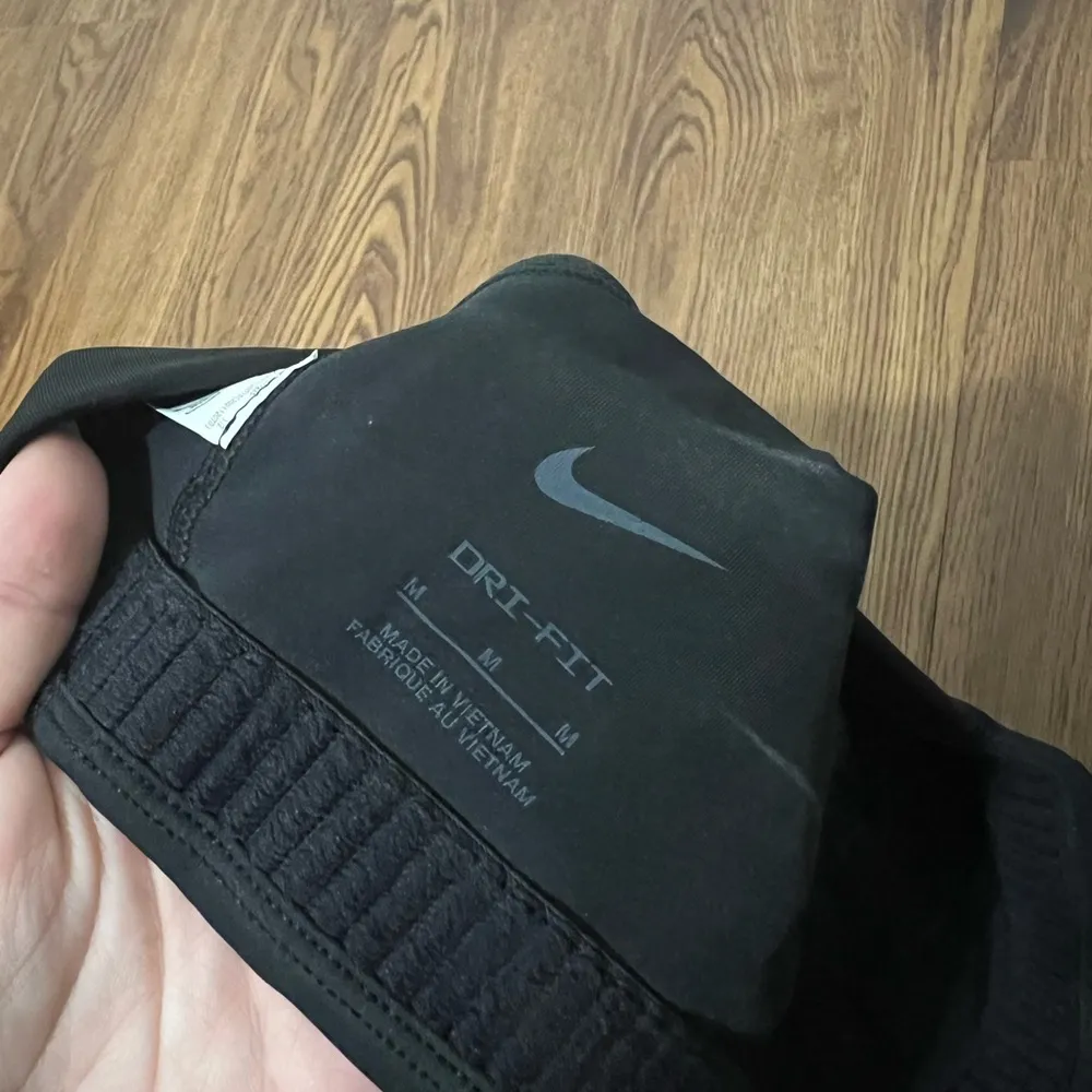 Nike Black Medium Support Non Padded Swoosh 2.0 Sports Bra Size Medium - Image 5