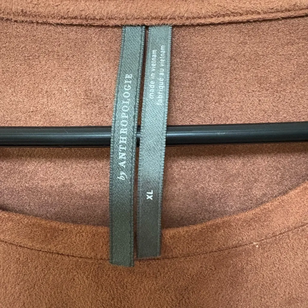 Anthropologie Brown Velvet Crew Neck Classic‎ T-shirt in Size XL - Image 4