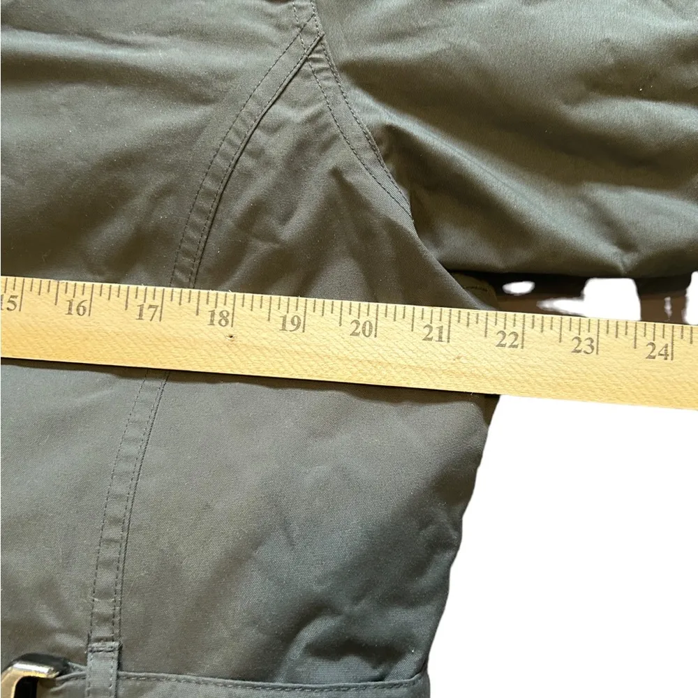 The North Face  dark vintage grey snow jacket  size medium - Image 9