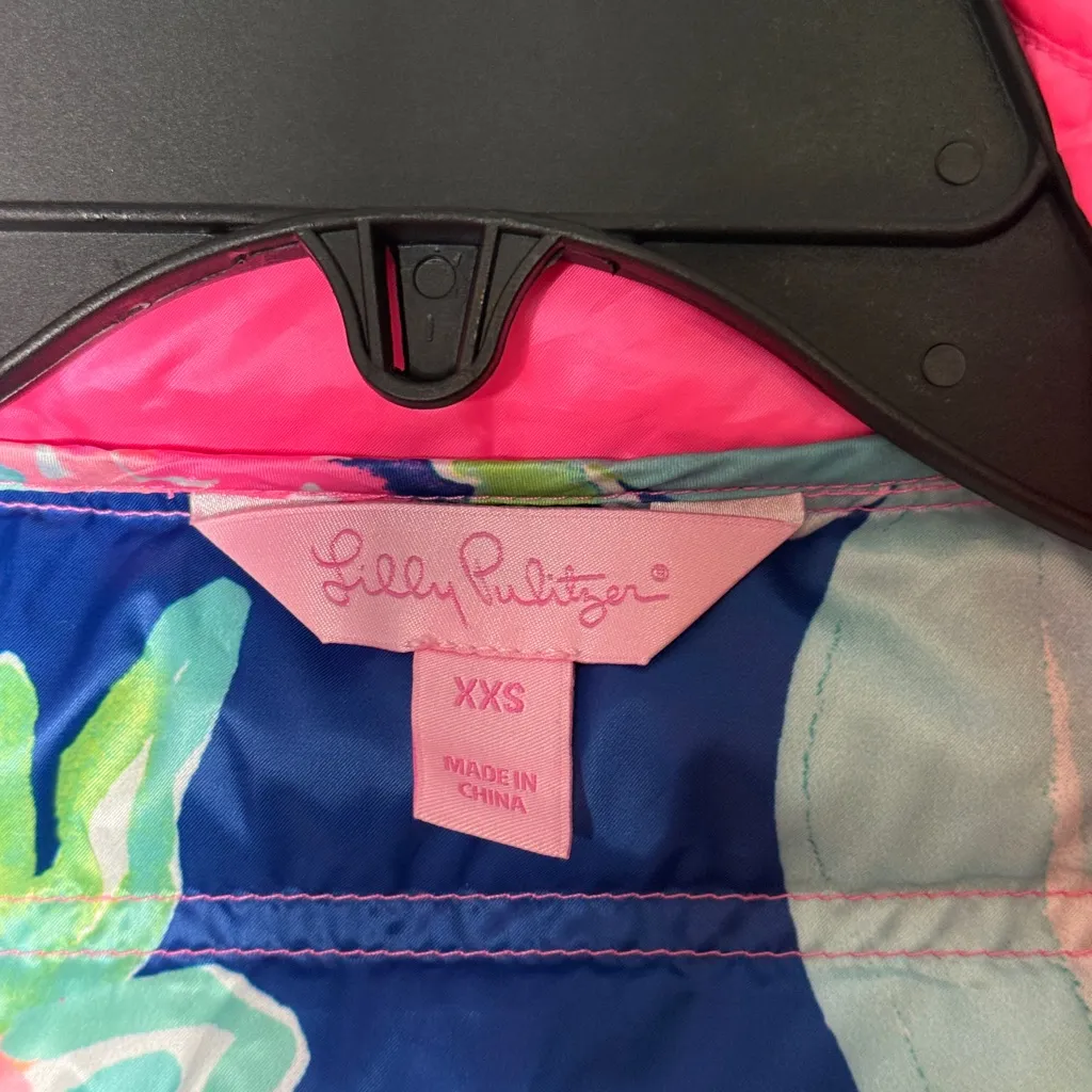 Pink Lilly Pulitzer Elena Puffer vest - Image 6