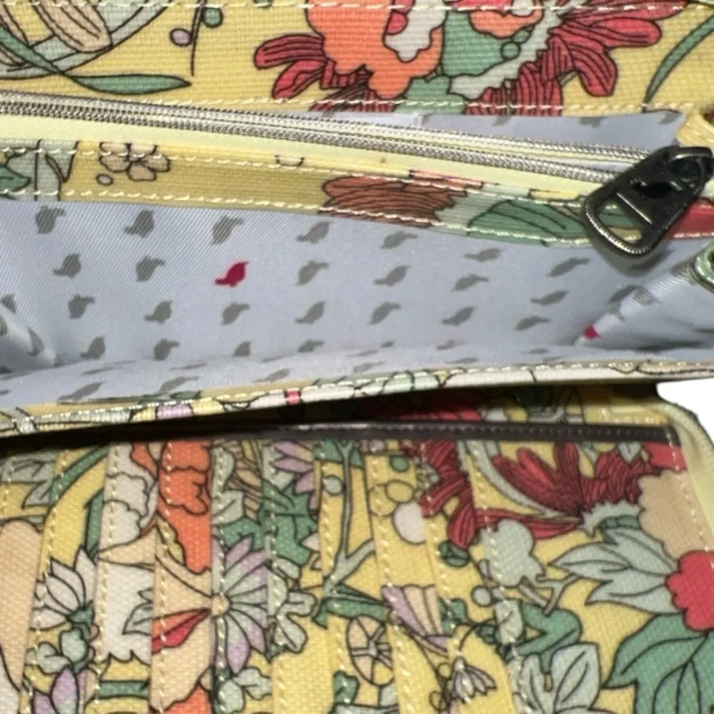 Large Zip Around Wallet in Sunlight Flower Power - Image 6