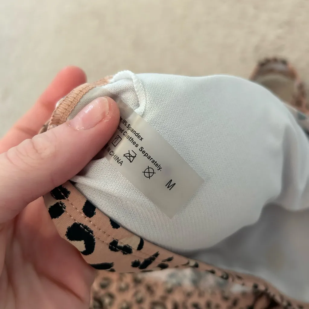 SHEIN Cheetah Print Bikini Medium - Image 4