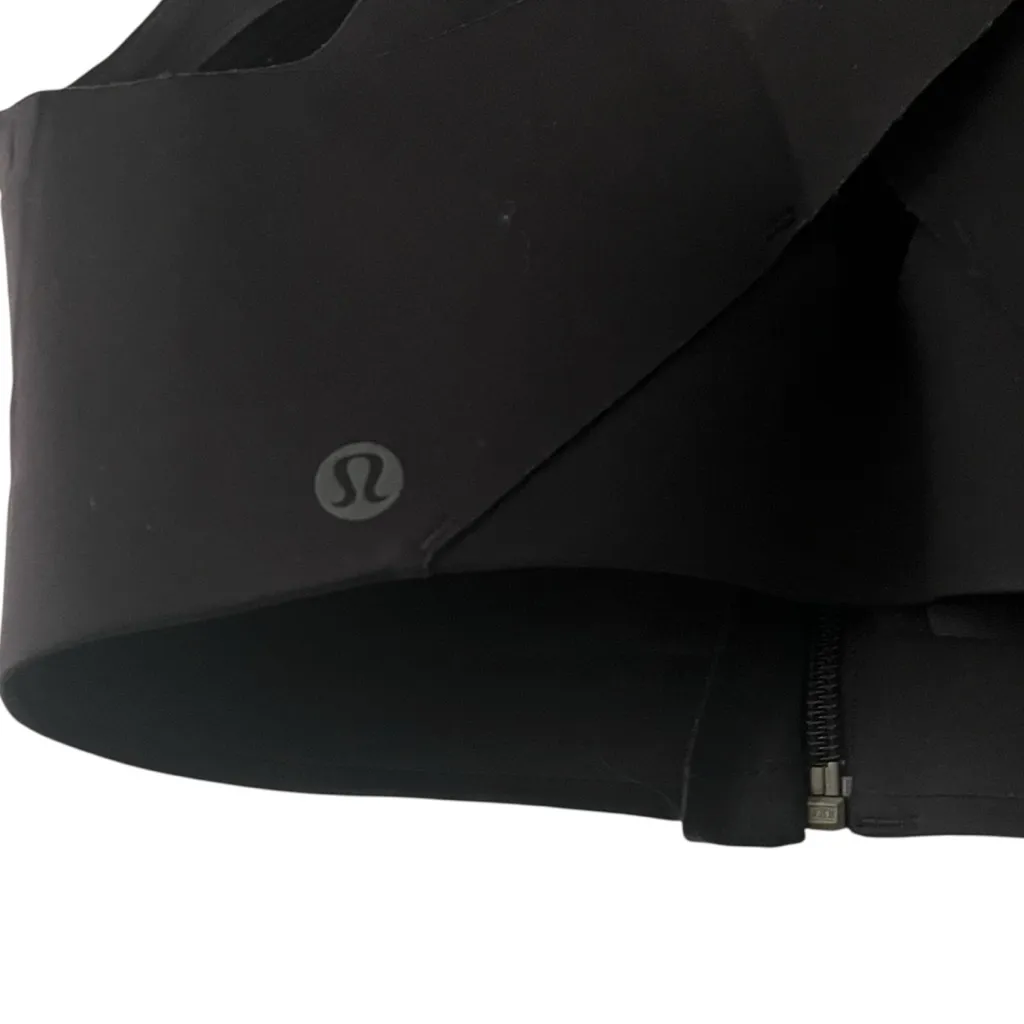 Lululemon Black Enlite Zip Front Athletic‎ Sports Bra 32DD Sporty Workout - Image 3