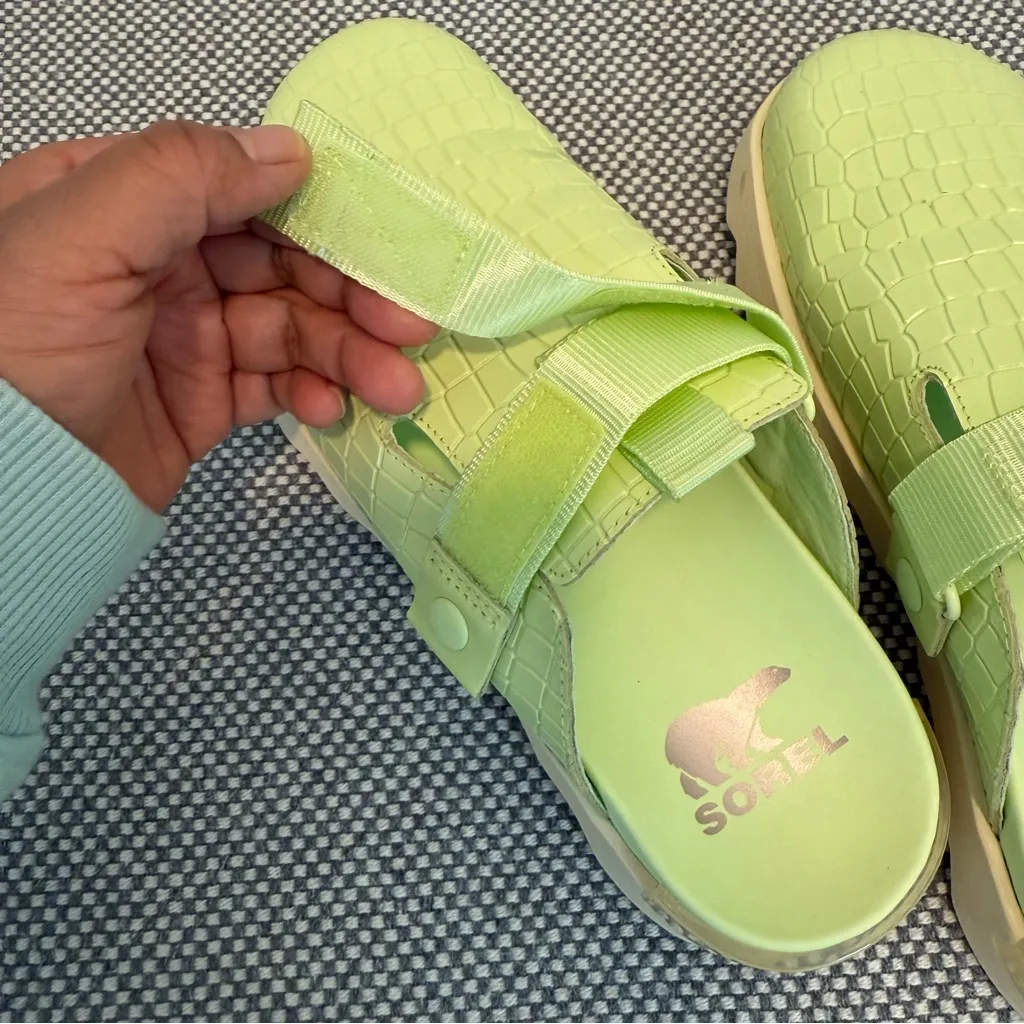 Sorel Women's Viibe Clog Slip-Ons - Luminous Lime, Honey White size 9/5 - Image 6