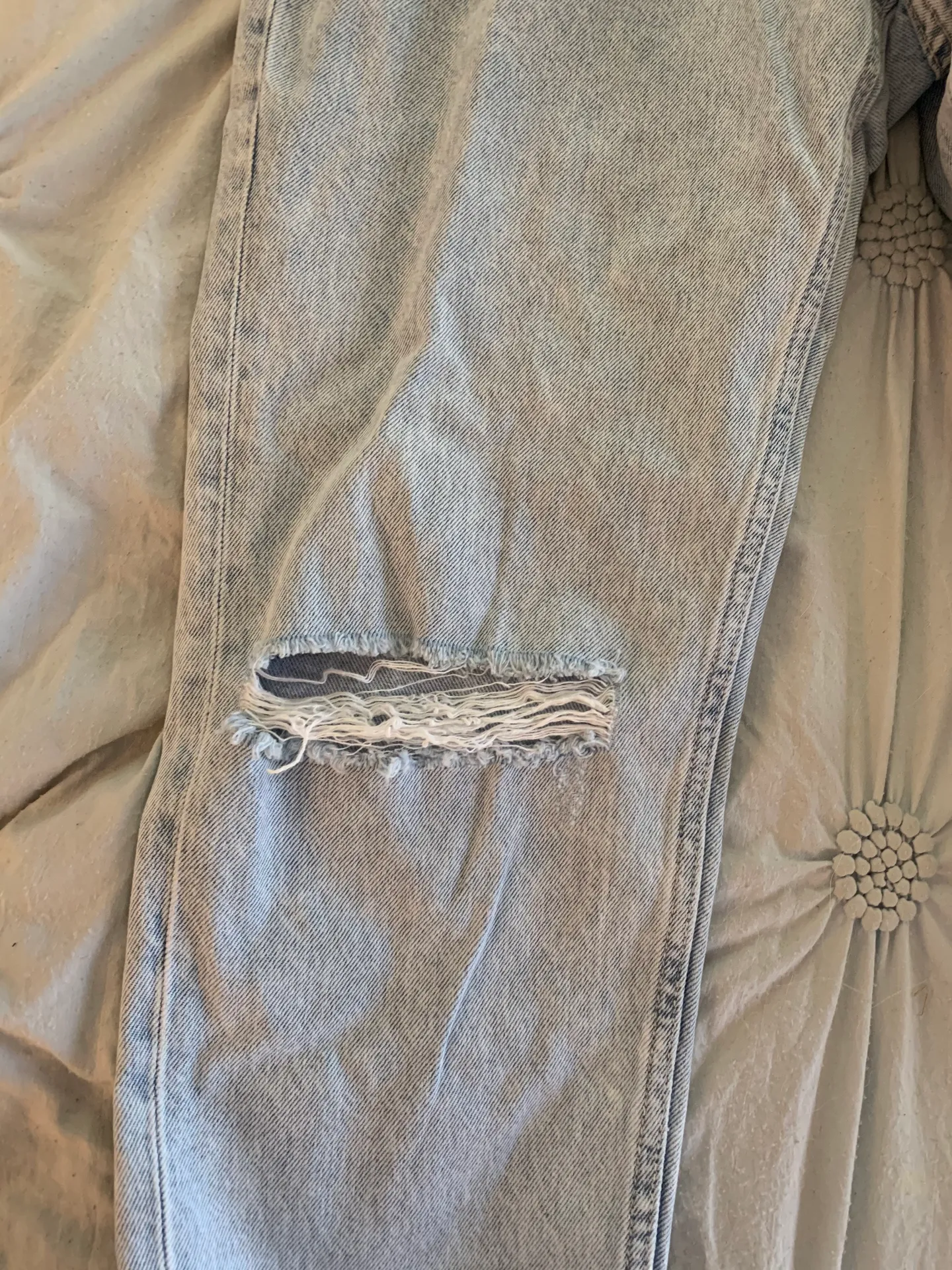 Boyfriend Ripped Jeans - Image 3