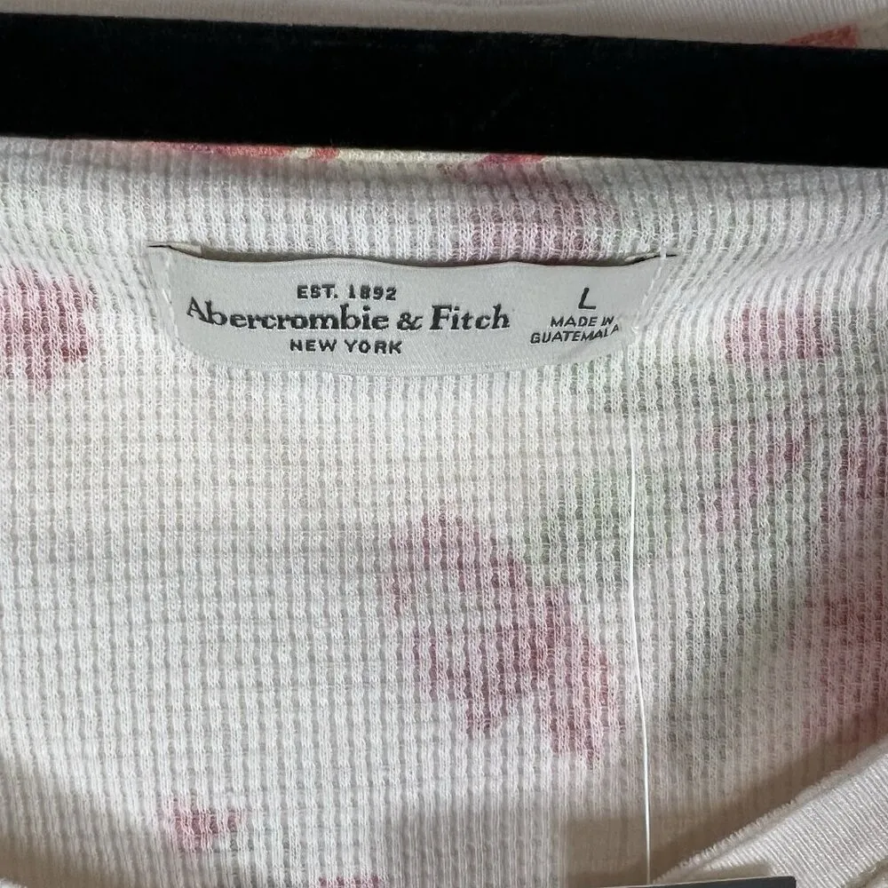 Women's Abercrombie & Fitch Long Sleeve VNeck Floral Blouse Tag Sz L Waffle Knit - Image 4