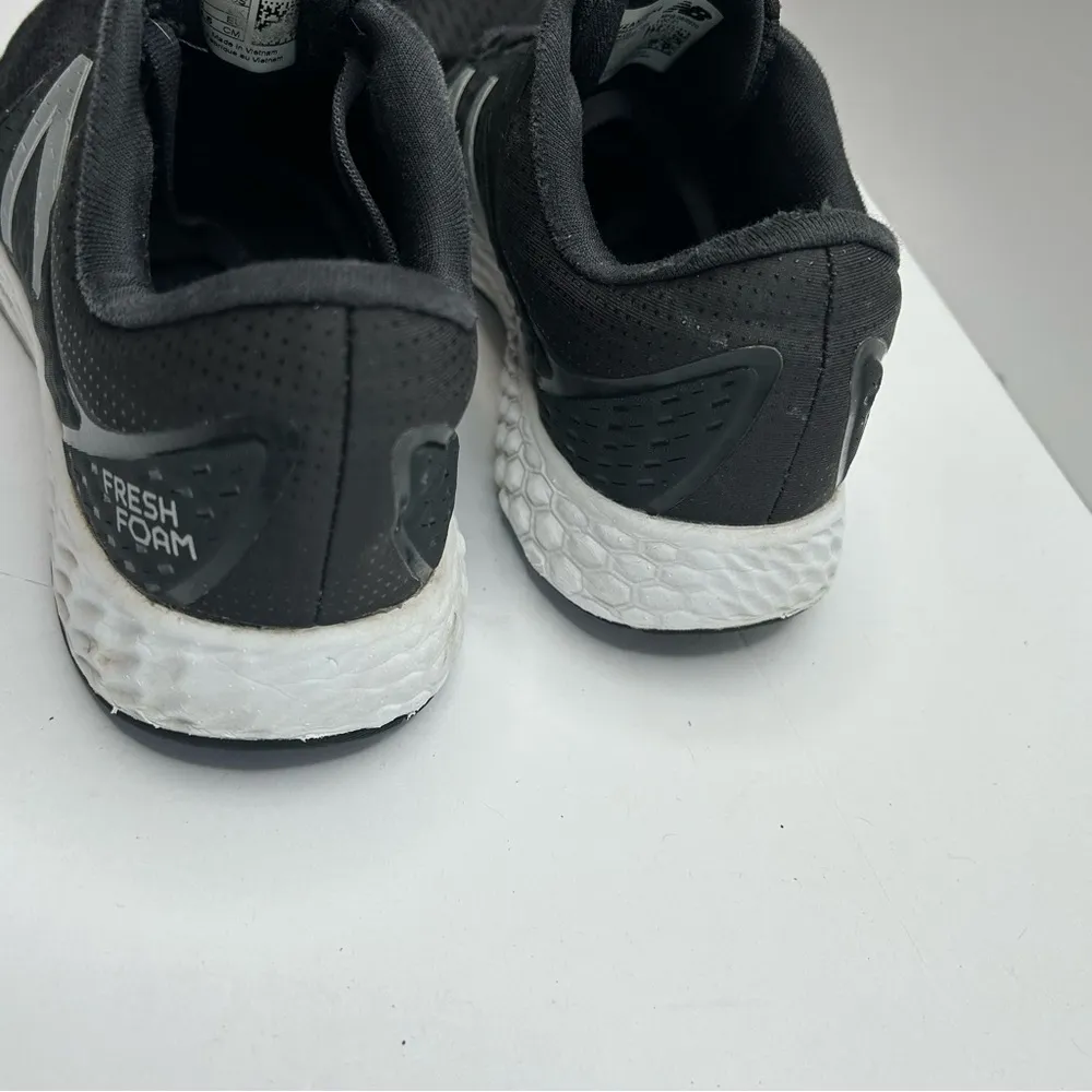 New Balance Black and grey fresh foam Running Shoes 7.5 - Image 7