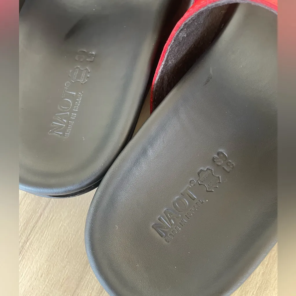 Naot Red Double Strap Sandals Size 8 - Image 9