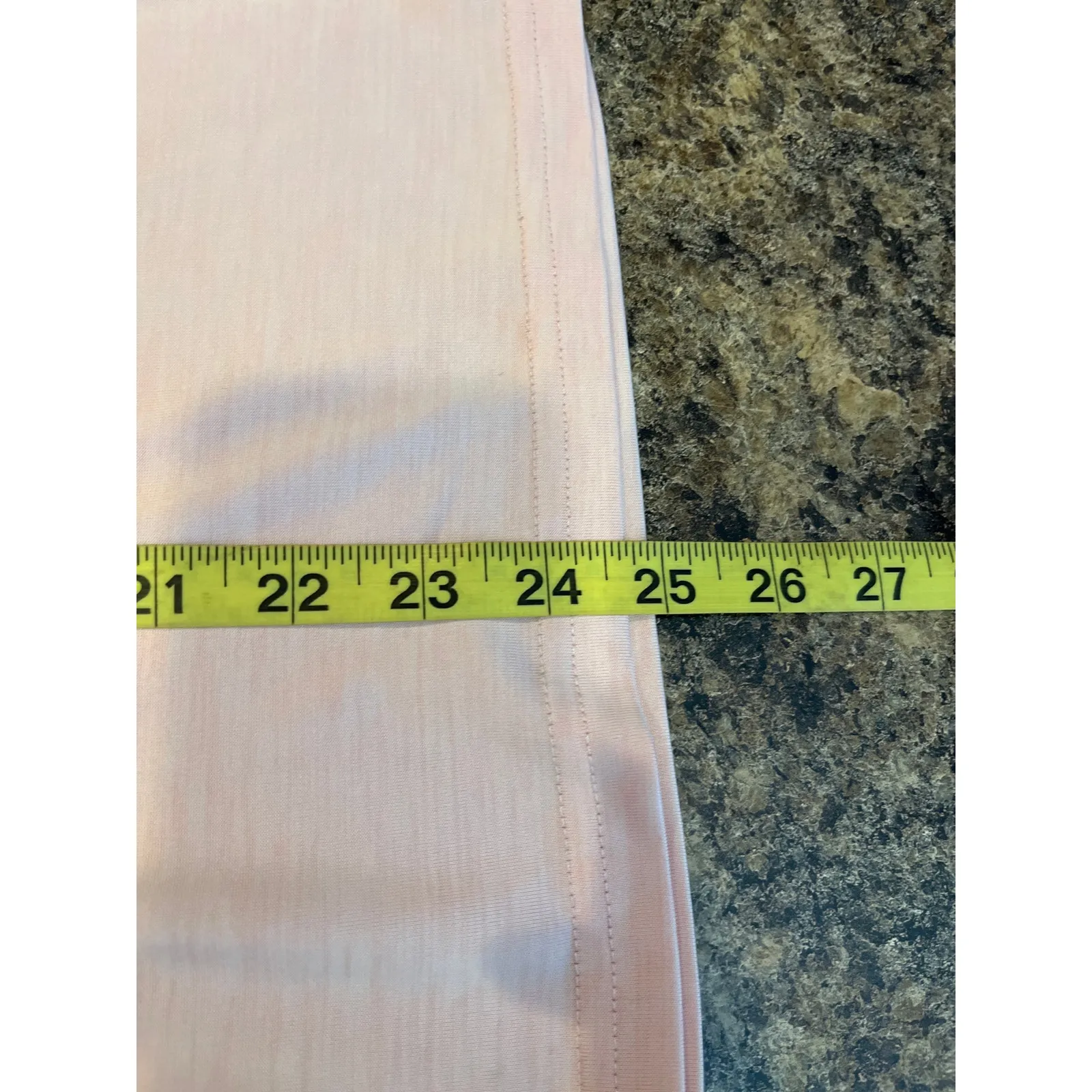 Ariat Medium‎ Pink Laguna Performance Graphic V Neck Tee - Image 10