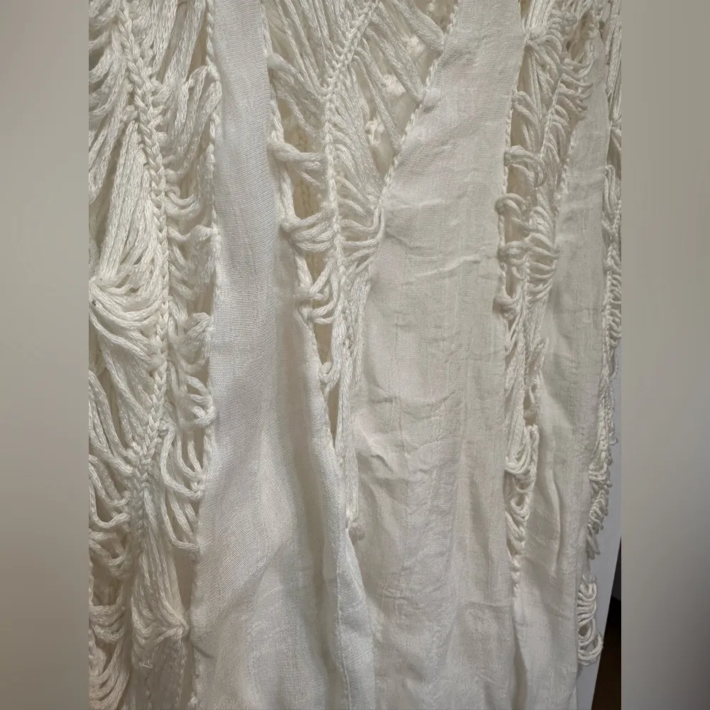 Umgee white crotchet ragged bottom tank top - Image 5