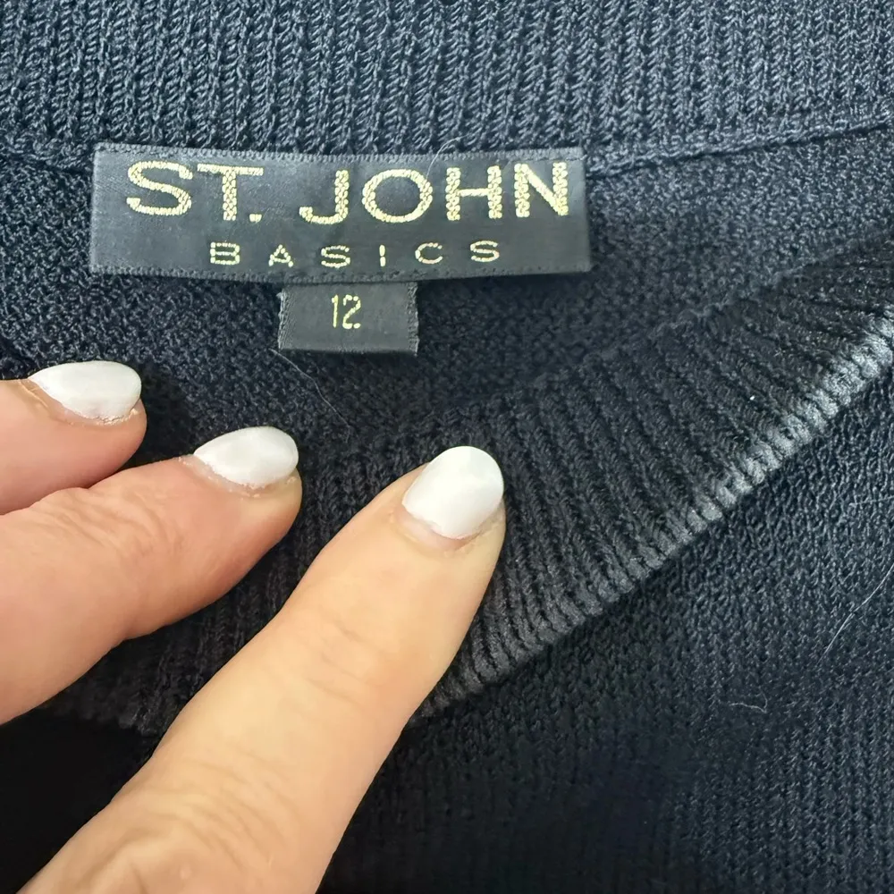 Vintage St John Knit Pencil Skirt 12 Black Elastic Waist Knee Length Stretch - Image 4