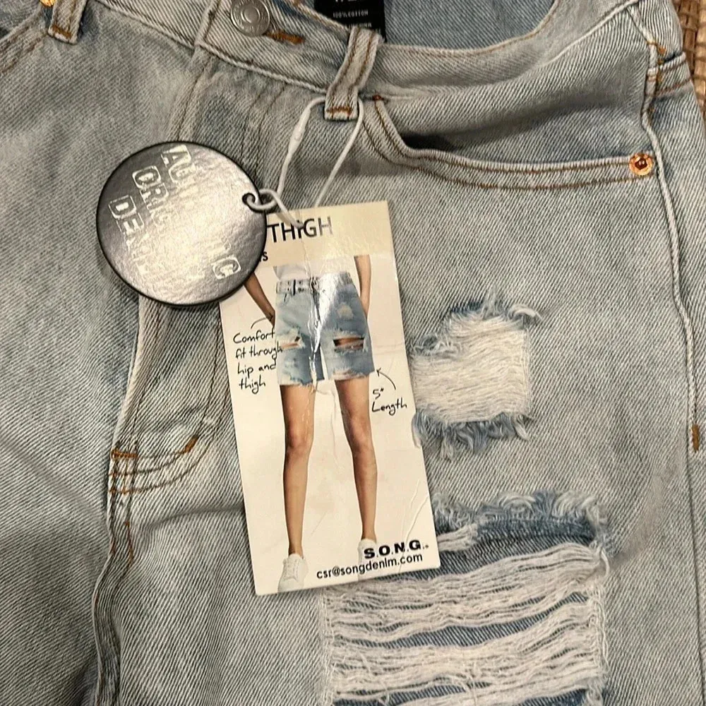 SONG WOMENS SHORT NWT Blue Size 28 - Image 5