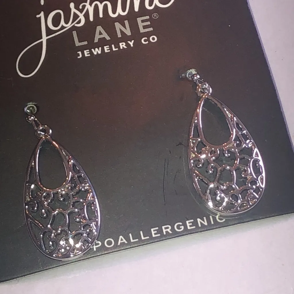 Jasmine Lane Silver Tone Cutout Boho Teardrop Earrings - Image 3