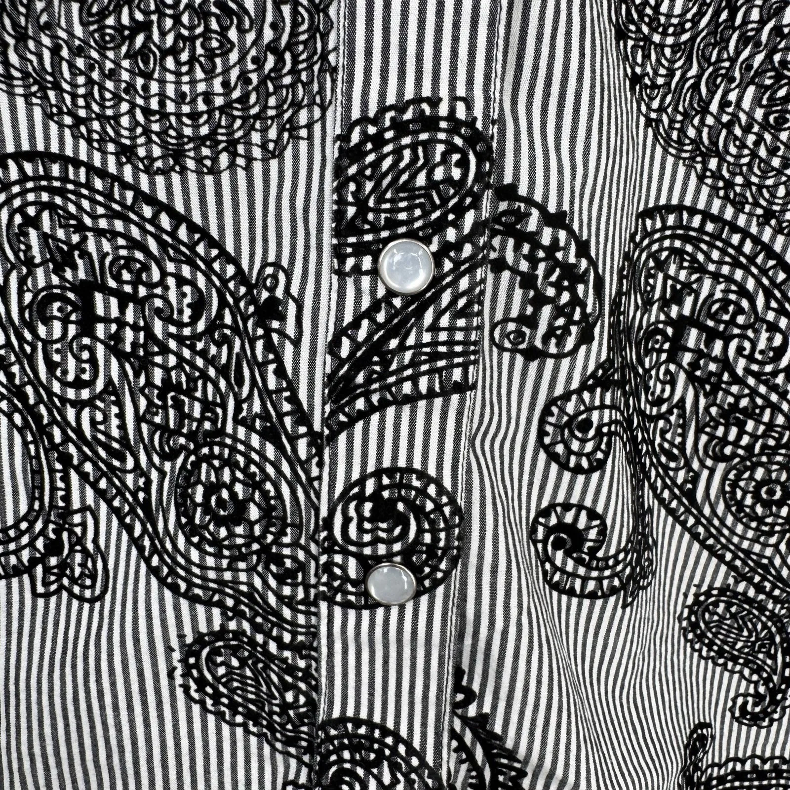 Vintage Brooks & Dunn Pearl Snap Shirt Womens Medium Black Velvet Paisley - Image 6