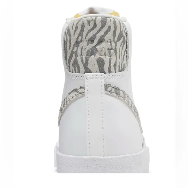 Nike Womens‎ White Blazer Mid “77 SE Leather  Sneakers with Zebra Print Size 10 - Image 5