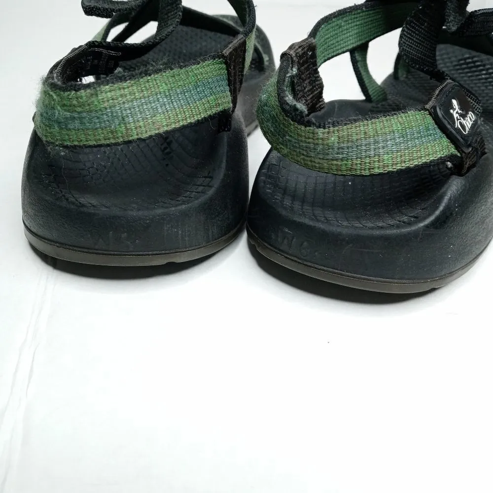 Chaco sandals woman's size 6 - Image 6