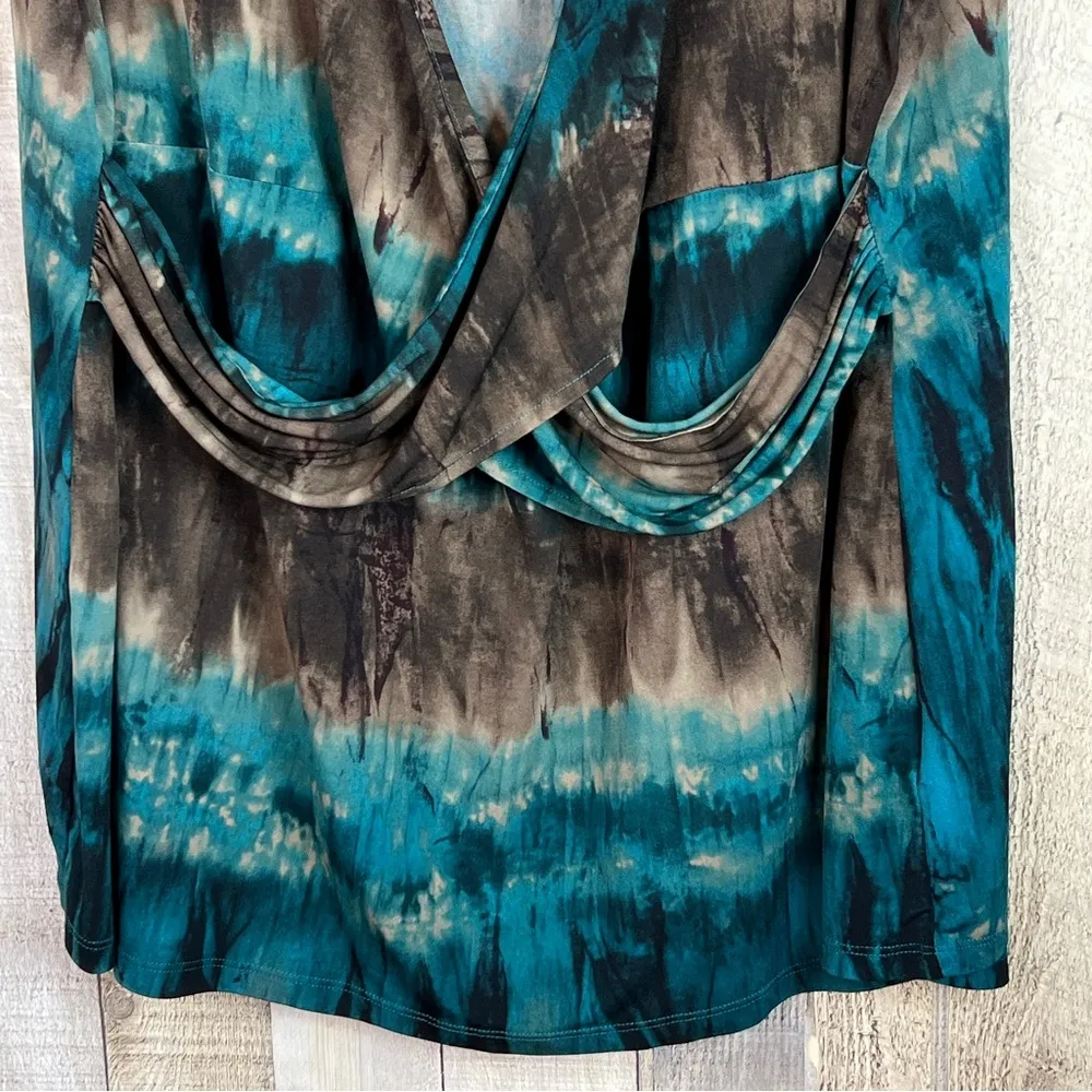 Apostrophe Size 26-28W Faux Wrap Deep V-Neck Short Cap Sleeves Tie Dye T… - Image 3