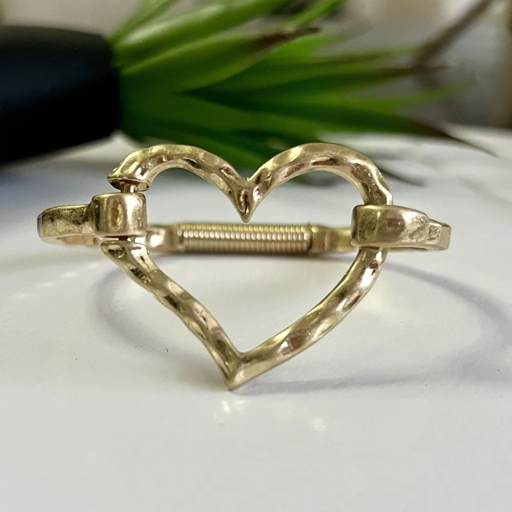 Gold Plated hammered Heart cuff bangle bracelet Stainles Steel Womens jewelry - Image 6