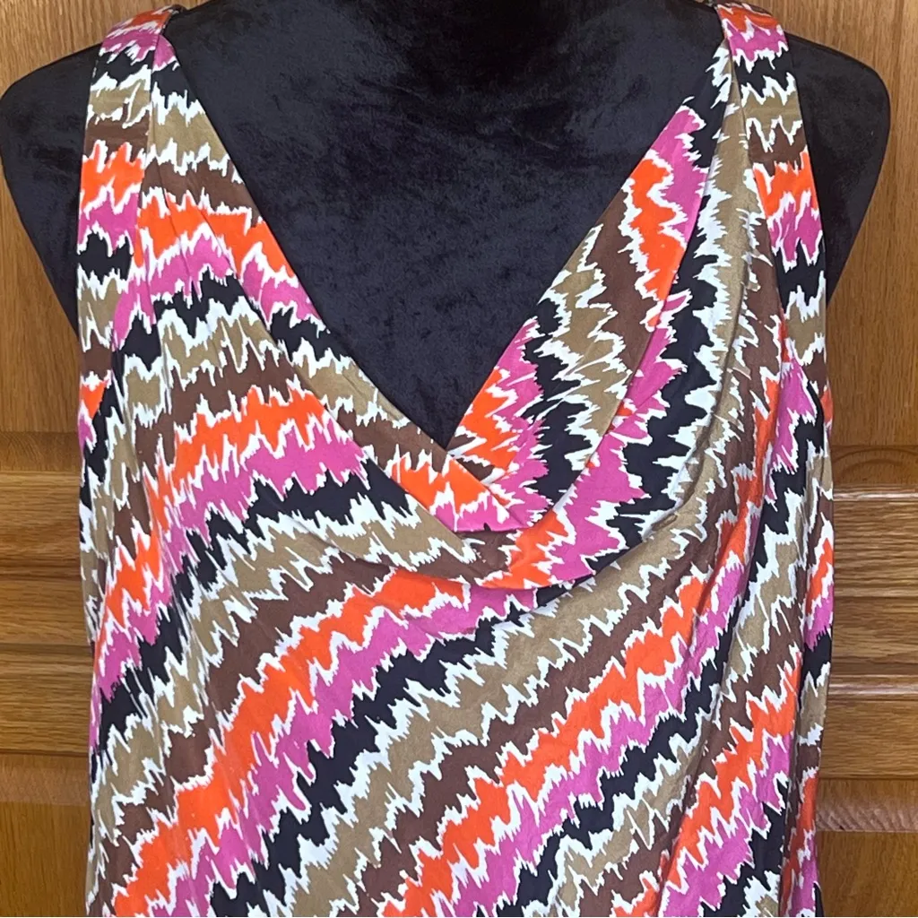 Trina Turk Cowl Neck Sleeveless Vibrant Abstract Print Silk Blouse Size‎ Large - Image 3